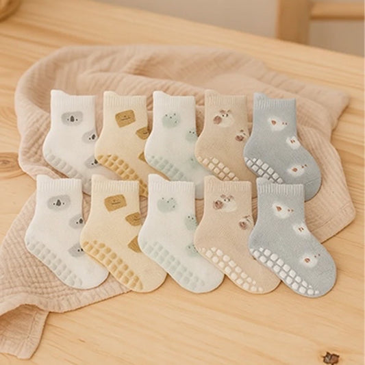 5er-Pack Rutschfeste Kindersocken mit Cartoon-Motiven – Weich & Atmungsaktiv