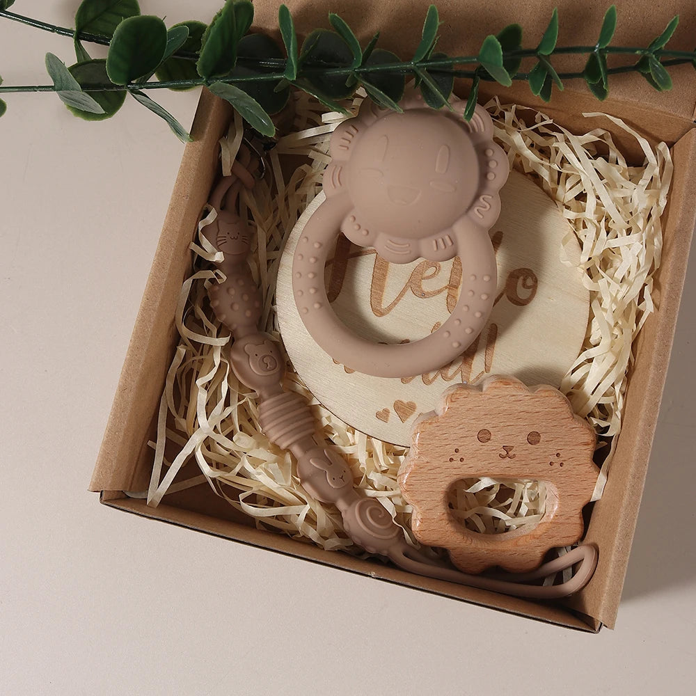 Silikon-Baby-Geschenkset mit Schnullerkette, Bärenrassel & Holz-Beißring im Hasen-Design