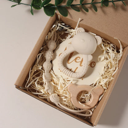 Silikon-Baby-Geschenkset mit Schnullerkette, Bärenrassel & Holz-Beißring im Hasen-Design